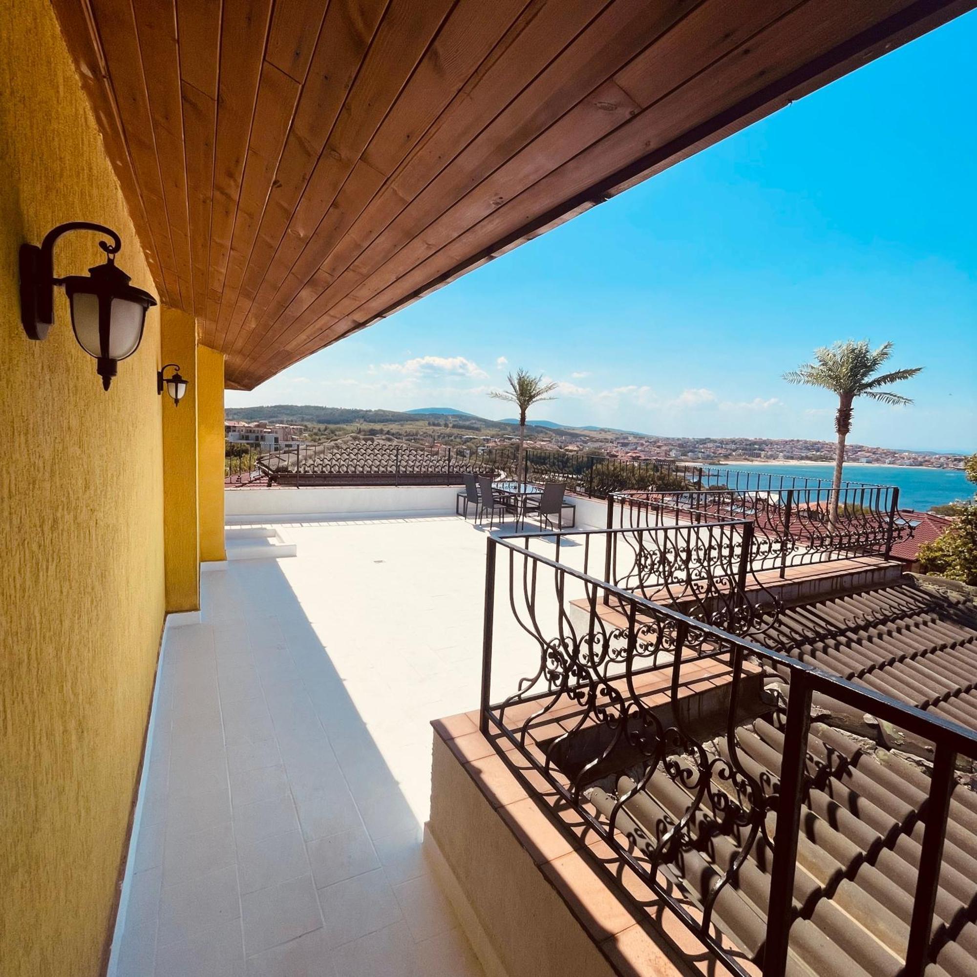 Private Apartment With Sea View Созопол Екстериор снимка